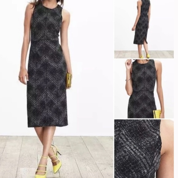Banana Republic Dresses & Skirts - Banana Republic Wool Sheath Dress (Gray / Plaid)